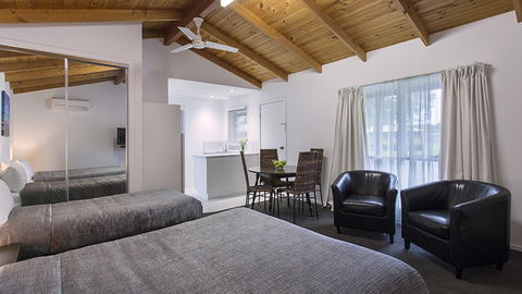 BEST WESTERN Colonial Village Motel - Accommodation Broome 2