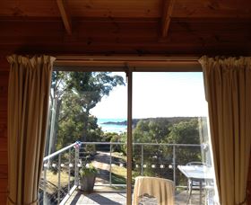 Binalong Views - Accommodation Broome 0