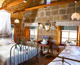 Oatlands Manor - Accommodation Broome 1