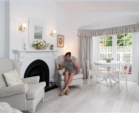 White Dove Cottage Bed And Breakfast - Accommodation Broome 0