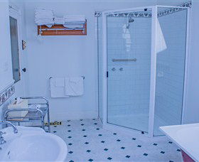 Duck House - The, - Accommodation Broome 3