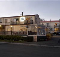 Amos House and Swansea Ocean Villas - Accommodation Broome