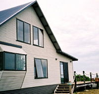Sea View Cottages - Netherby Downs and A C View Cottage - Accommodation Broome