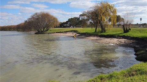 Kangaroo Lake Caravan Park - Accommodation Broome 0