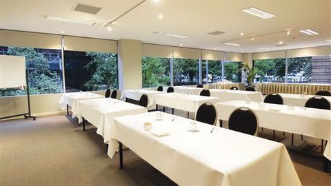 Oaks On Market - Accommodation Broome 1