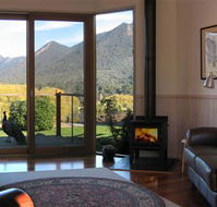 Cathedral Valley Farm - Accommodation Broome