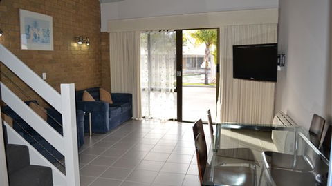 Lake Edge Resort - Accommodation Broome 1