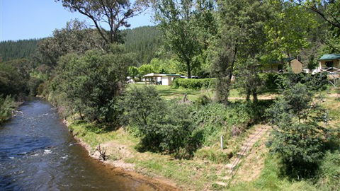 Porepunkah Pines Holiday Park - Accommodation Broome 3