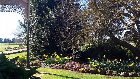 Abergeldie Bed & Breakfast - Accommodation Broome 0