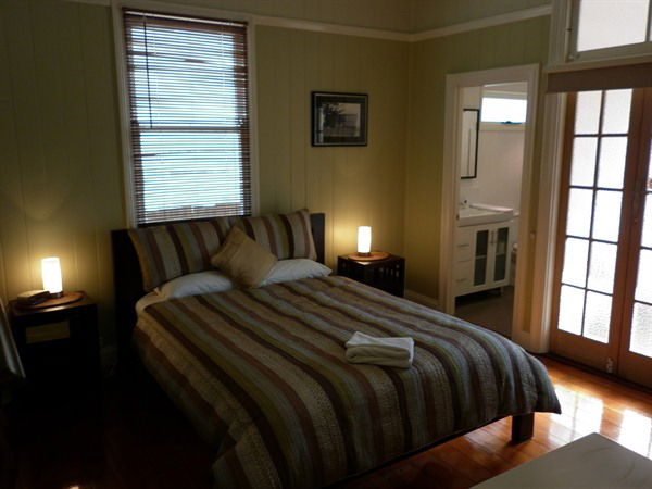 Belmont QLD Accommodation Broome