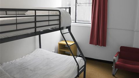Discovery Melbourne - Accommodation Broome 2