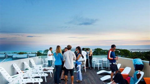 The Island Accommodation - Phillip Island YHA - Accommodation Broome 1