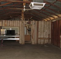 TreeTops Log Cabin - Accommodation Broome
