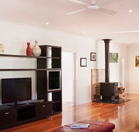 Lithgow Falls - Accommodation Broome