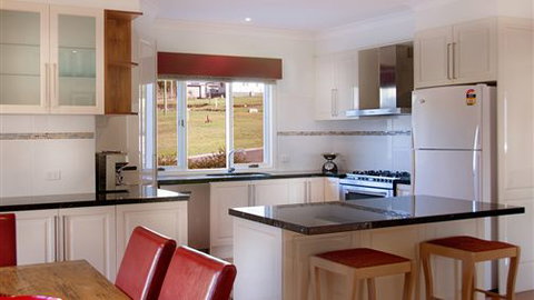 Lithgow Falls - Accommodation Broome 1