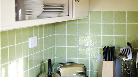 Stable On Riesling - Accommodation Broome 3