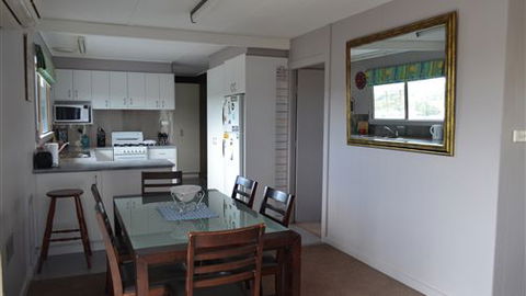 House On The Hill Port Campbell - Accommodation Broome 4