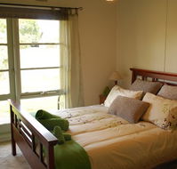 Manners in Mulwala - Accommodation Broome