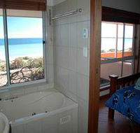 Ceduna Shelly Beach Caravan Park and Beachfront Villas - Accommodation Broome