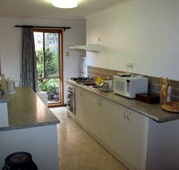 Adrienne's Place on the Hill - Accommodation Broome