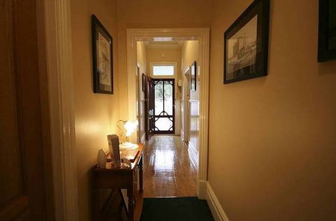 Airleigh Rose Cottage - Accommodation Broome 1