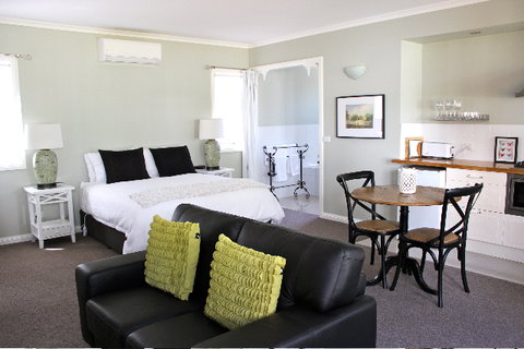 Amelina Cottages - Accommodation Broome 1