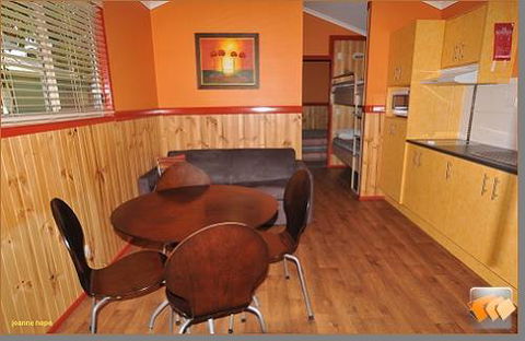 Aussie Outback Oasis Cabin & Van Village - Accommodation Broome 3