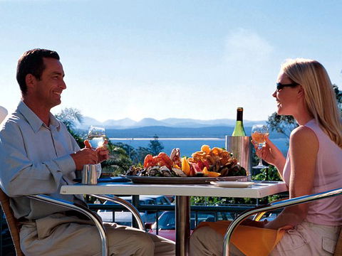 Boathouse Resort Tea Gardens - Accommodation Broome 2