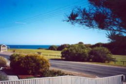 Bott's Beach Retreat - Accommodation Broome 4