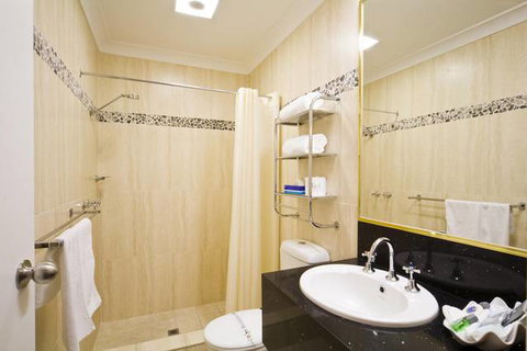 Comfort Inn & Suites Georgian - Accommodation Broome 4