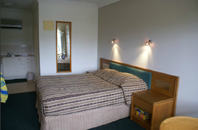 Coopers Colonial Motel - Accommodation Broome