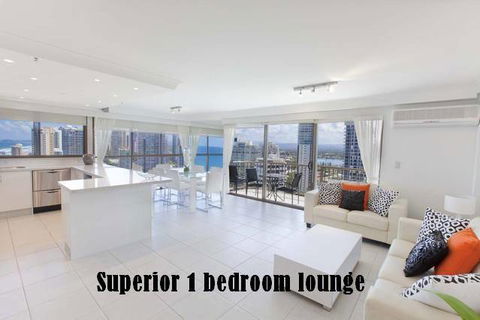 De Ville Apartments Main Beach - Accommodation Broome 0