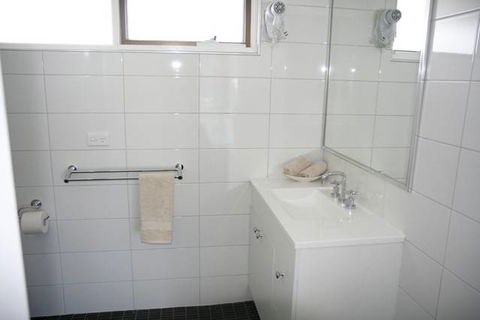 Frankston Motel - Accommodation Broome 1
