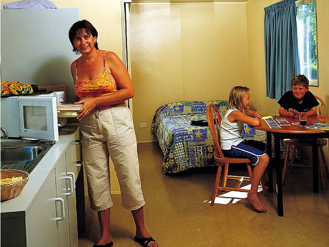 Kakadu Lodge & Caravan Park - Accommodation Broome 3