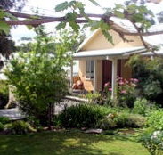 Kemeys Mountain Hideaway - Accommodation Broome