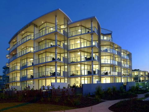 Manta Bargara - Accommodation Broome 1