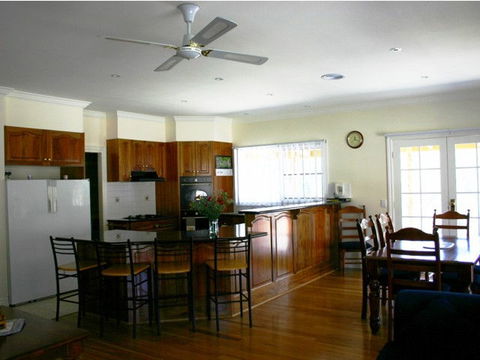 Murrindindi Executive Retreat - Accommodation Broome 2