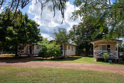 Daly Waters Historic Pub - Accommodation Broome 11