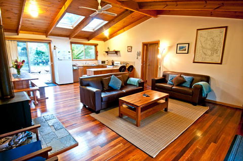 Seaview Retreat - Accommodation Broome 0