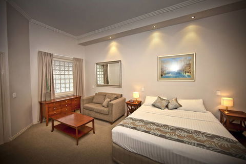 Shangri-La Gardens - Accommodation Broome 0