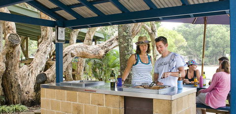 Suffolk Beachfront Holiday Park - Accommodation Broome 3