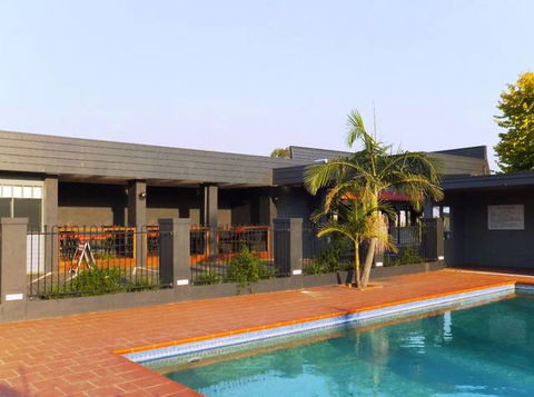 Sunshine Motor Inn - Accommodation Broome 14