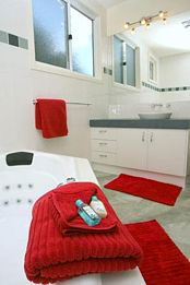The Black Dolphin - Accommodation Broome 7