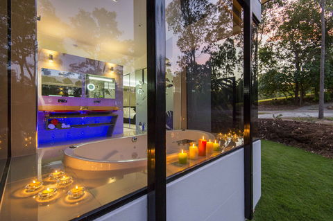 The Feathered Nest - Luxury Wildlife Retreat - Accommodation Broome 8