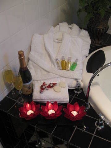 The Gatsby - Accommodation Broome 3