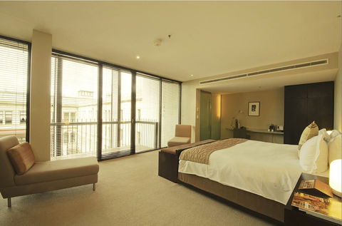 Mansion Hotel And Spa At Werribee Park - Accommodation Broome 1
