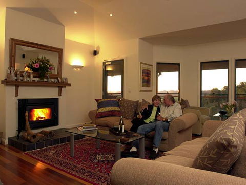 Wombadah - Accommodation Broome 3