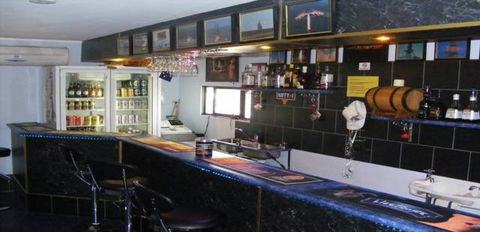 Woomera Traveller's Village & Caravan Park - Accommodation Broome 1
