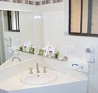 Hilltops Retreat Motor Inn - Young - Accommodation Broome