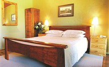 Hunter Country Lodge - Rothbury North - Accommodation Broome 0